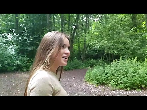 ❤️ Ik stelde Evelina foar dat wy op in iepenbier plak neuke! Se sei ja. Dan ik neukte har yn 'e kont en cum yn har mûle. Doe pikte se harsels. ☑ Porno by ús fy.pornoklinge.ru ❤